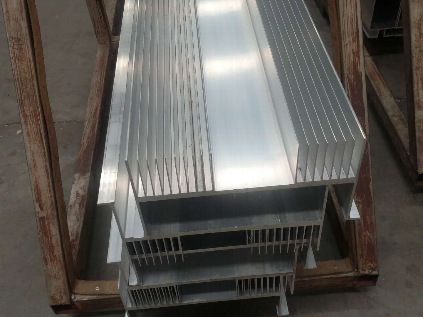 Customized large Aluminum heat sink 